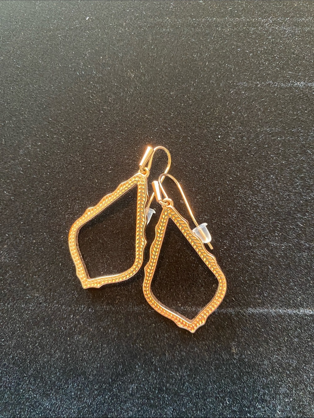 Kendra Scott Sophia Drop Earrings, Rose Gold, New, Pouch, Care Card Included!
